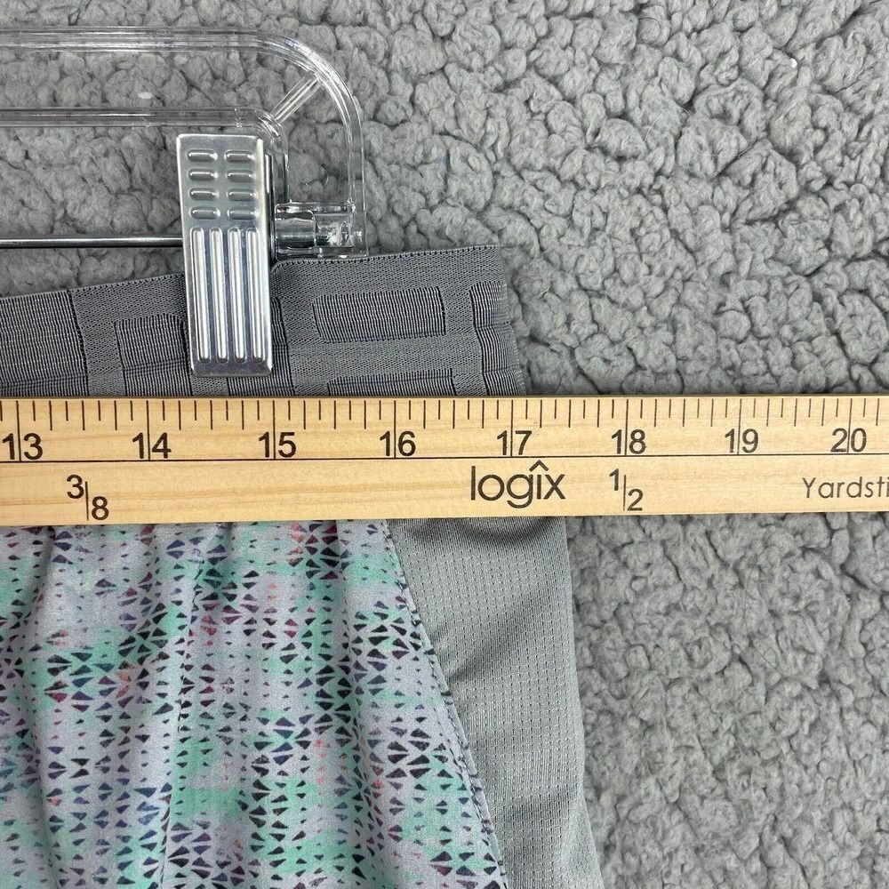 Gray Skort With Versatile Design - image 4